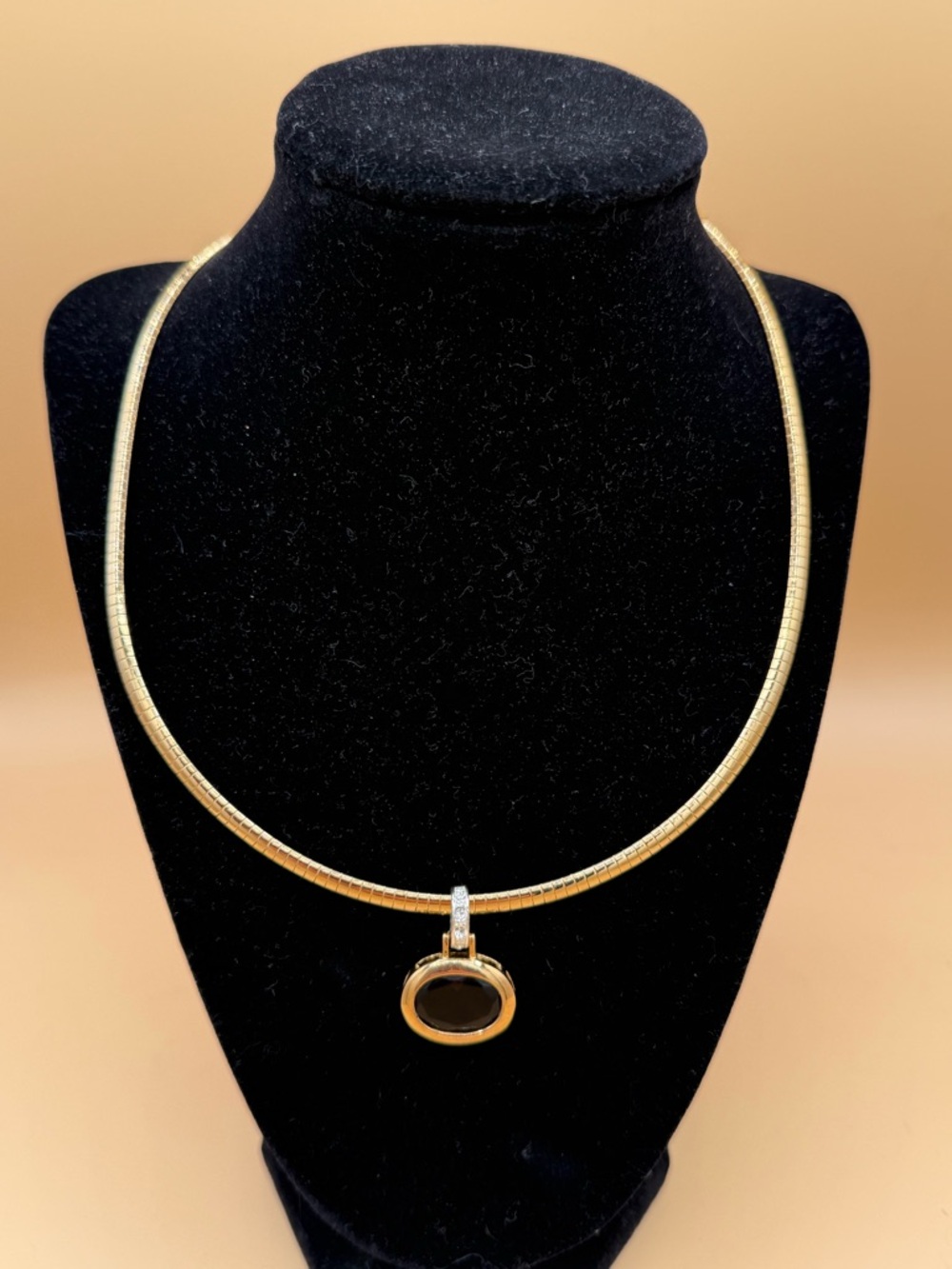 Avon Gold Collar Necklace with Amber/red Stone Pendant